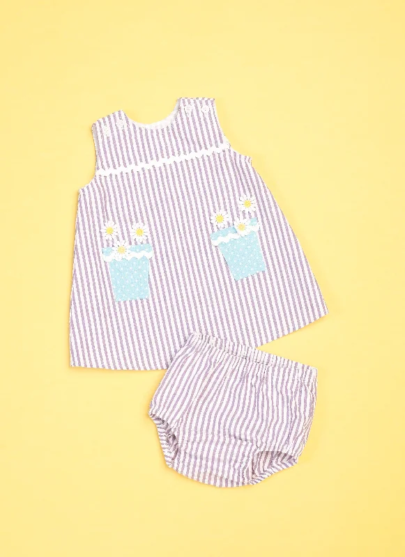 New Arrival Butterick sewing pattern 6905 Baby Overalls, Dress and Panties