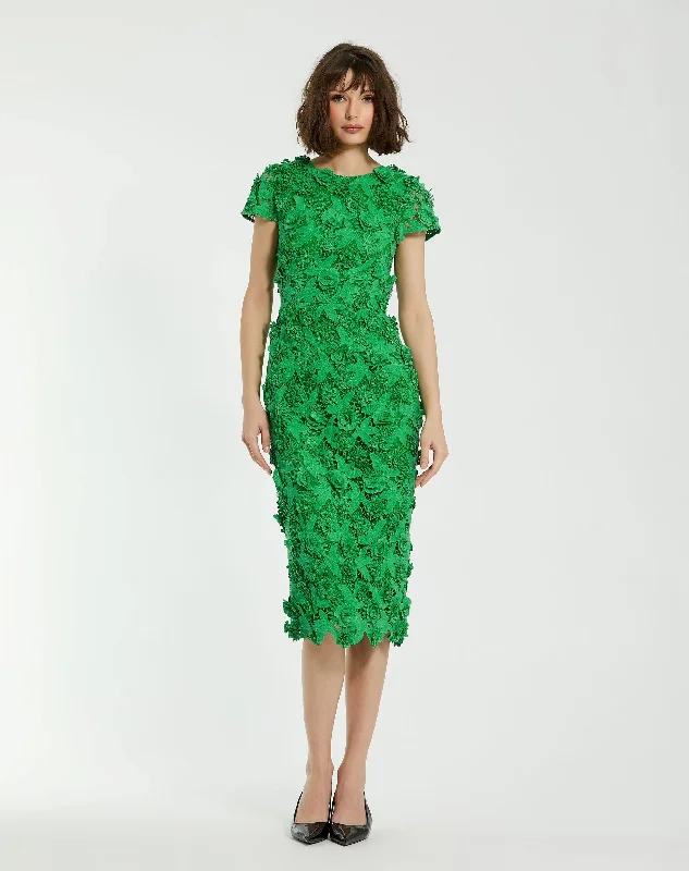 Midnight Madness Mac Duggal 81022 Short Fitted Floral Cocktail Midi Dress