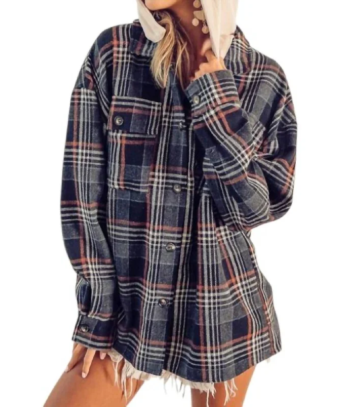 Can't Be Beat Hooded Flannel Jacket In Black Multi
