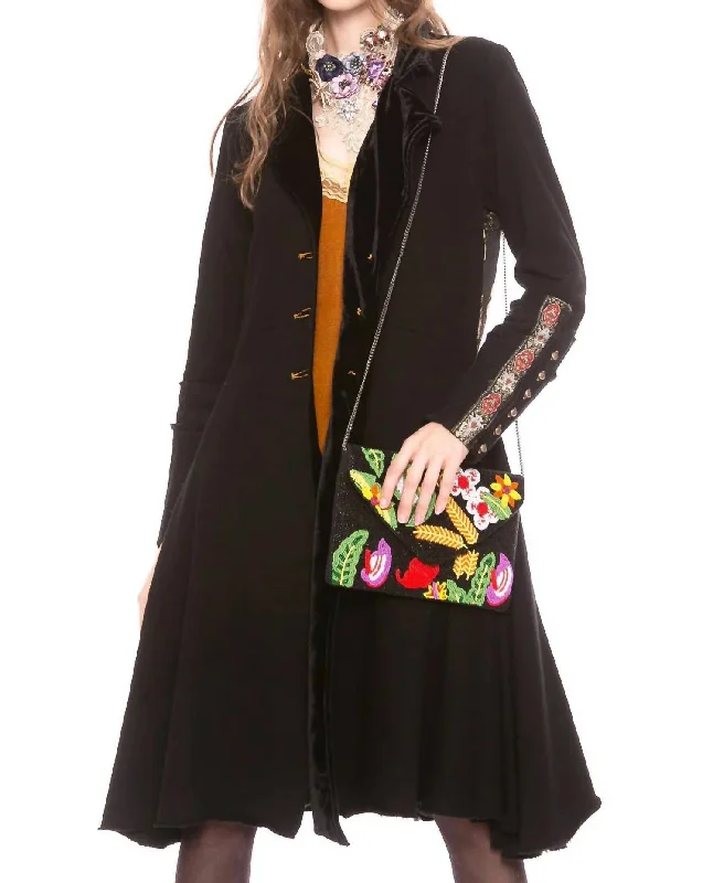 Referral Discount Heart Of Autumn Coat In Black