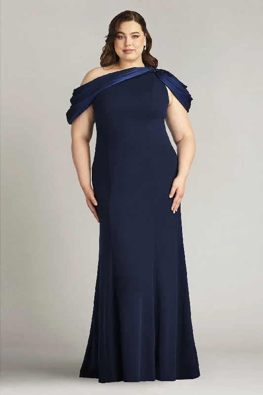 Price Meltdown Tadashi Shoji CY22037LQ Long Plus Size Formal Fitted Evening Gown