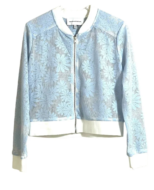Crazy Deals Women's Audrie Jacket In Blue/white