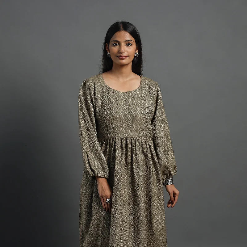 Value Deals Ananya Brown Plain Flared Woolen Dress 04