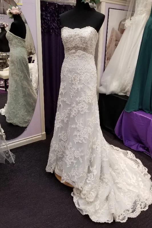 Last Chance David Tutera Anita/113211