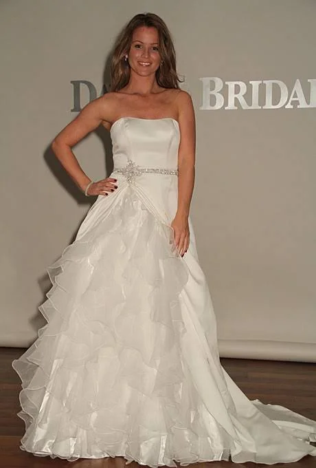 Can't Miss David's Bridal      WG3220