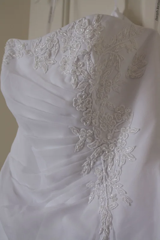Now or Never David's Bridal David's Bridal Chiffon A-line Size 10