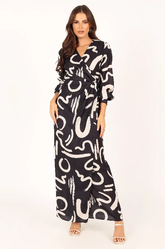 Don’t Miss Out Helen Long Sleeve Maxi Dress - Black White