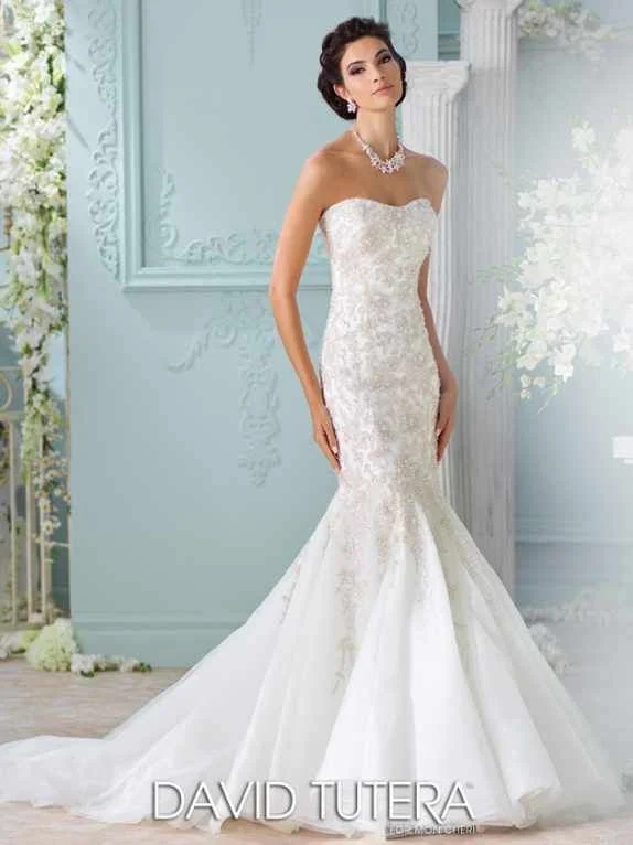 Clearance Event David Tutera Apollonia/116227
