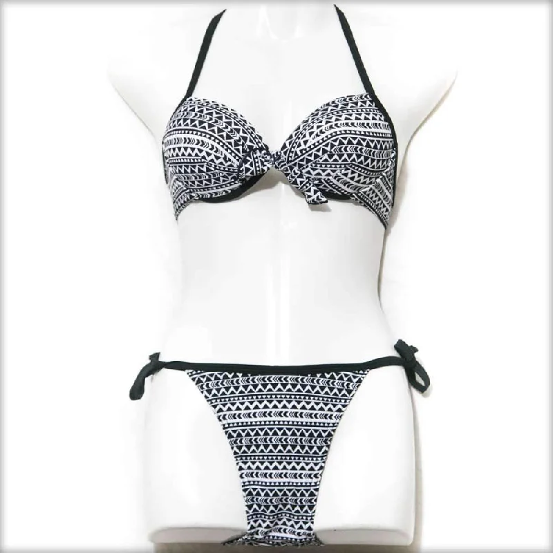 Deep Discounts Black &  White Texture Bikini set